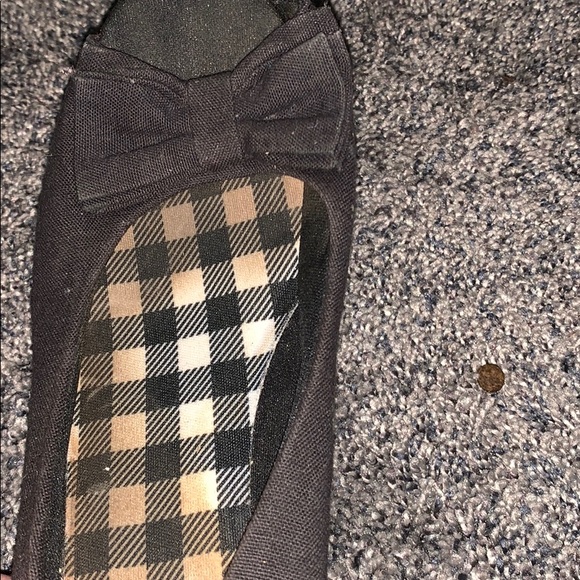 Shoes - Picture 3 of 3